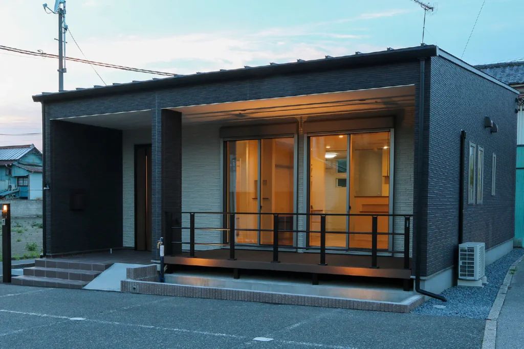 コンパクトパッシブZEH住宅